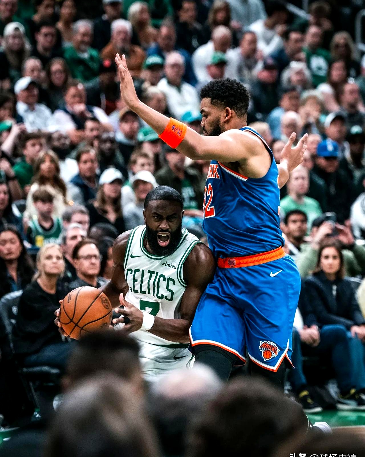 包含凯尔特人轻取巴西男篮，巴图姆制霸全场的词条