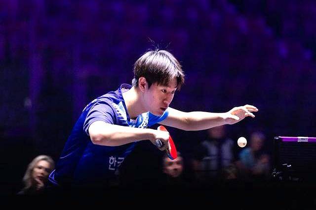 法国队遭遇滑铁卢，深陷泥沼